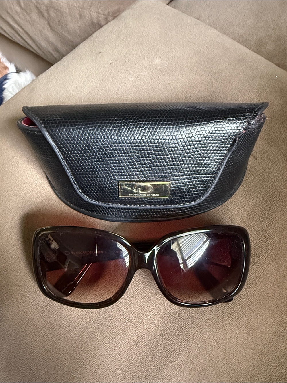 Oscar de la Renta Sunglasses with